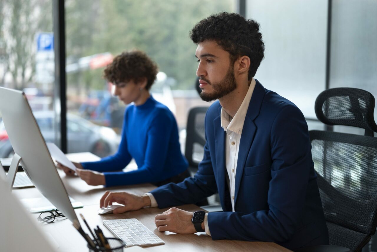 Top 5 Website Builders for Recruitment Agencies in 2024 - Wbcom 